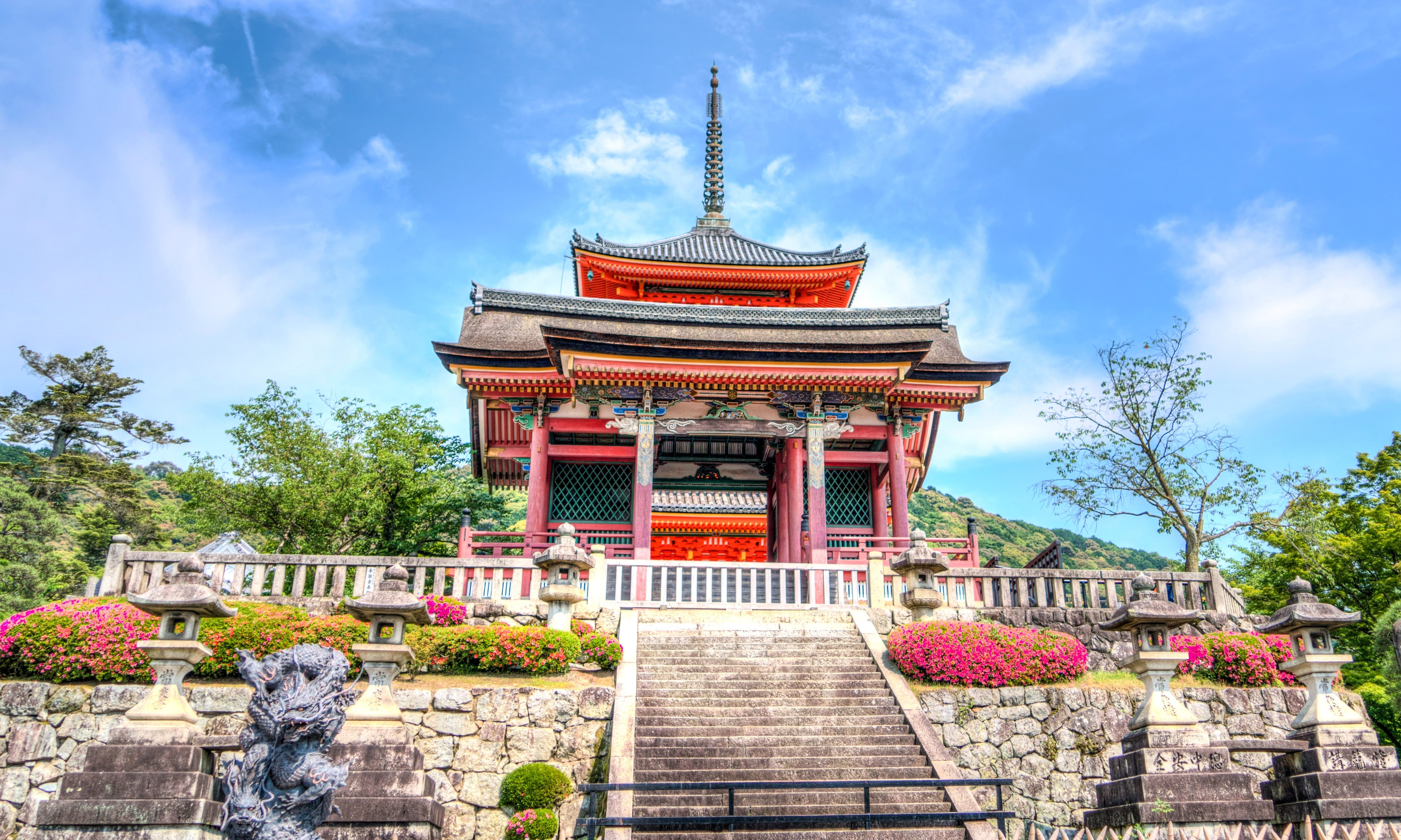 cropped-ancient-architecture-building-161164.jpg