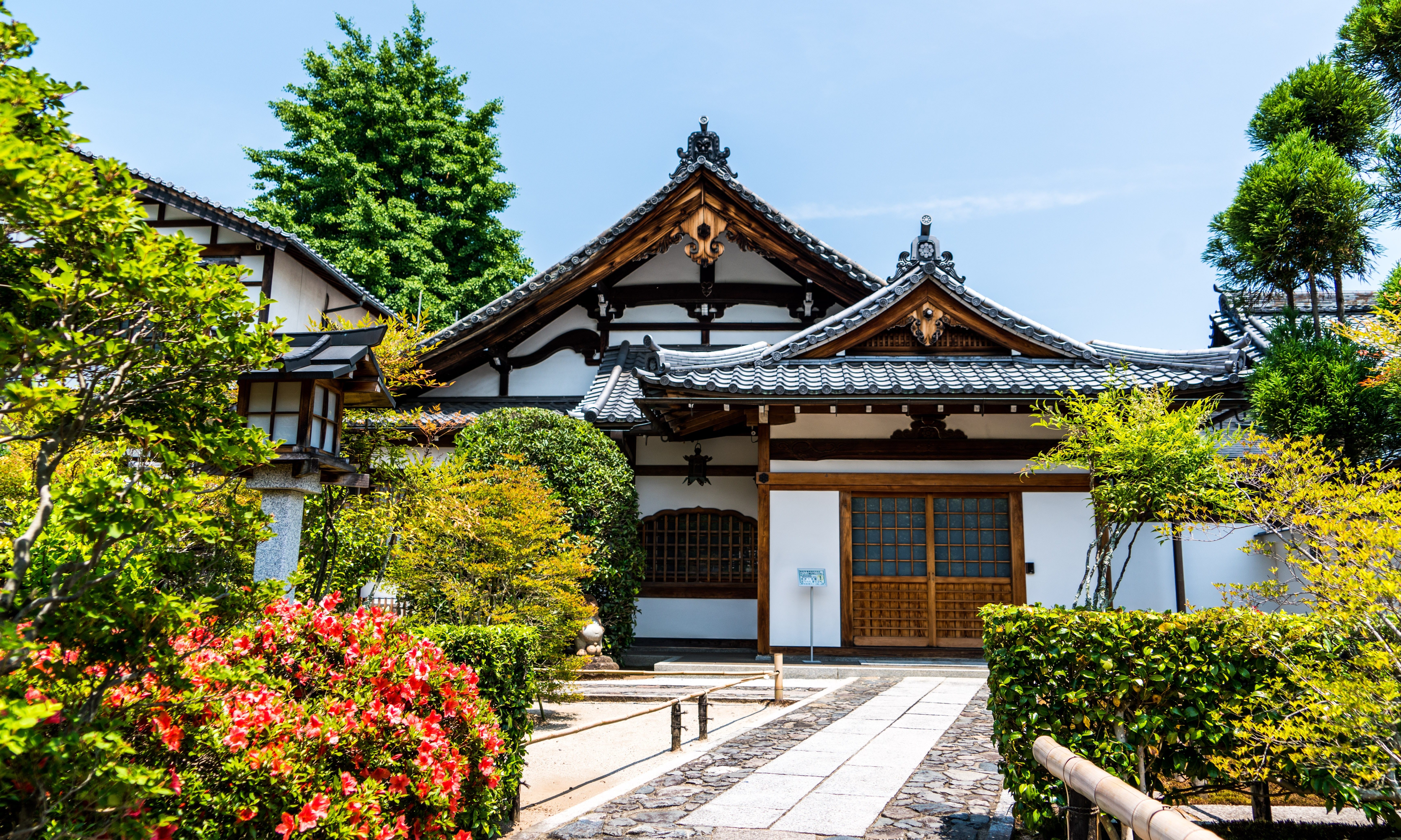 cropped-arashiyama-architecture-asian-208321.jpg